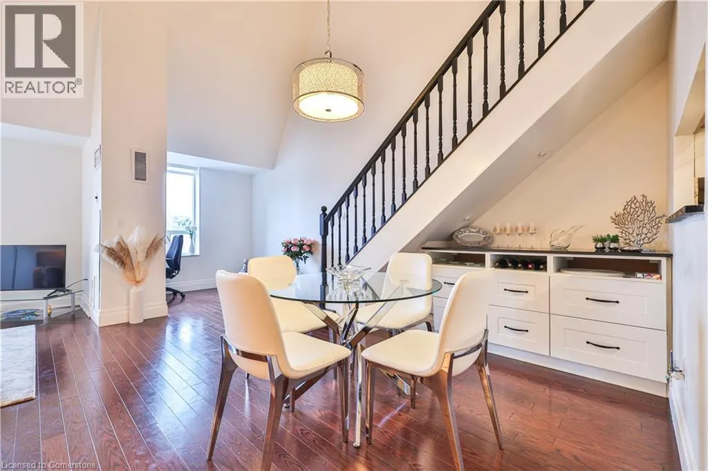 185 ROBINSON Street Unit# 404, #404