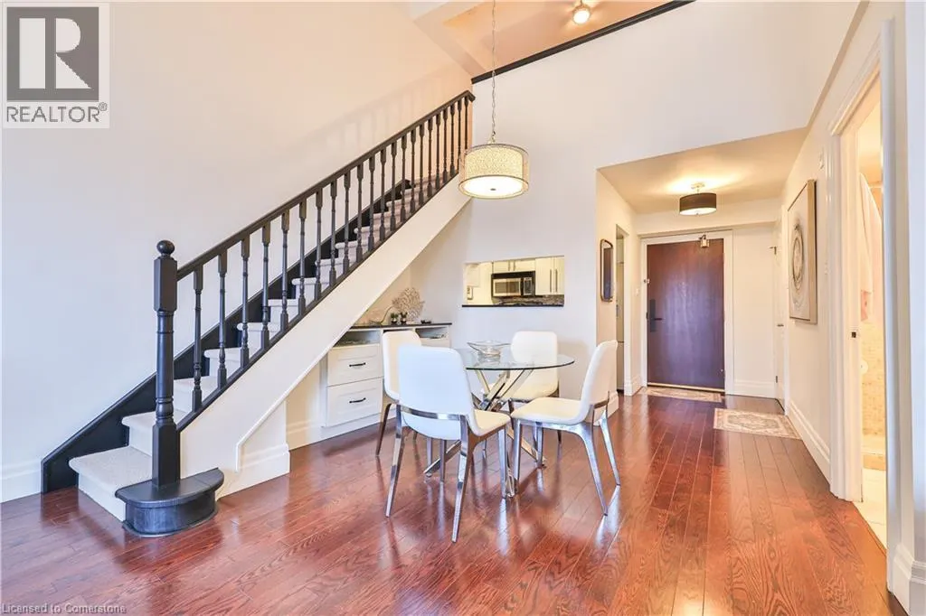 185 ROBINSON Street Unit# 404, #404