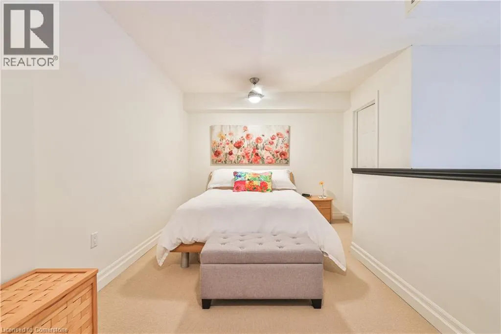 185 ROBINSON Street Unit# 404, #404