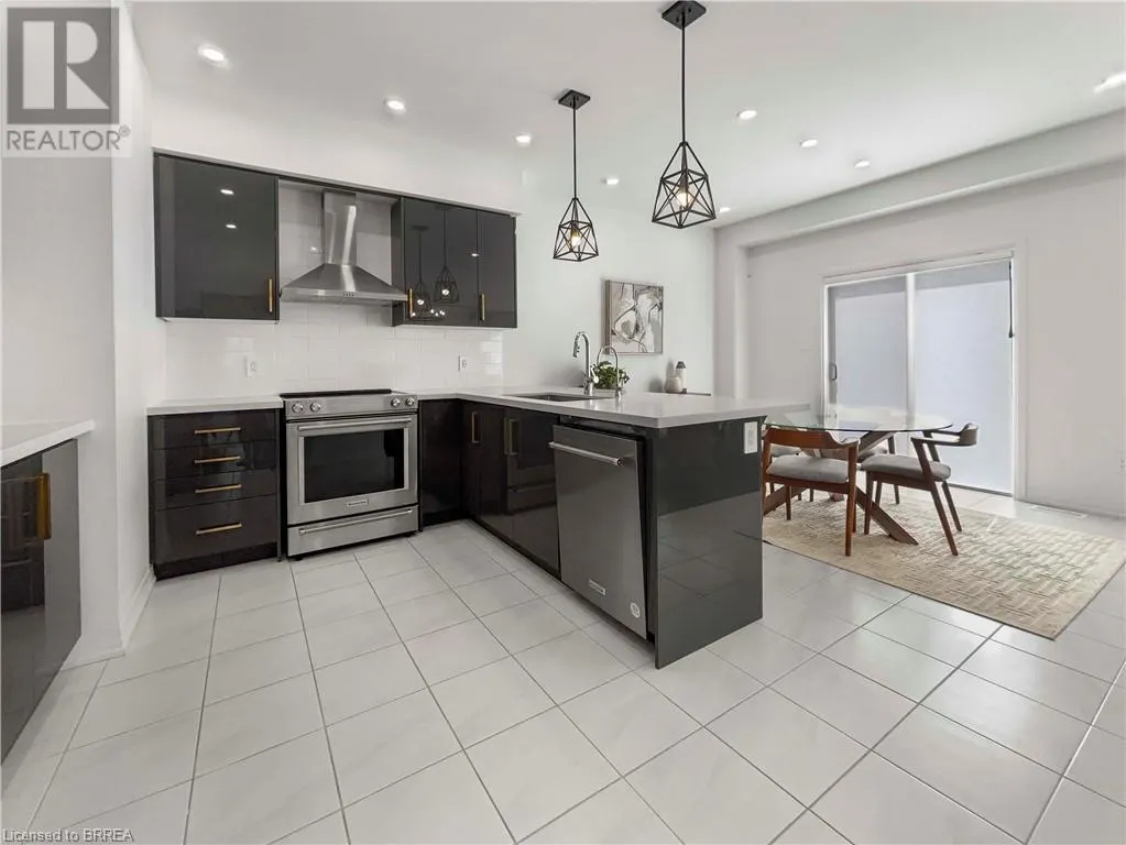 27 JENNER Drive
