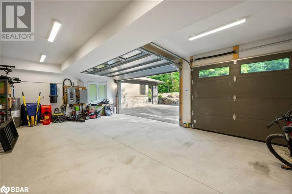 124 CLAREN CRESCENT Crescent