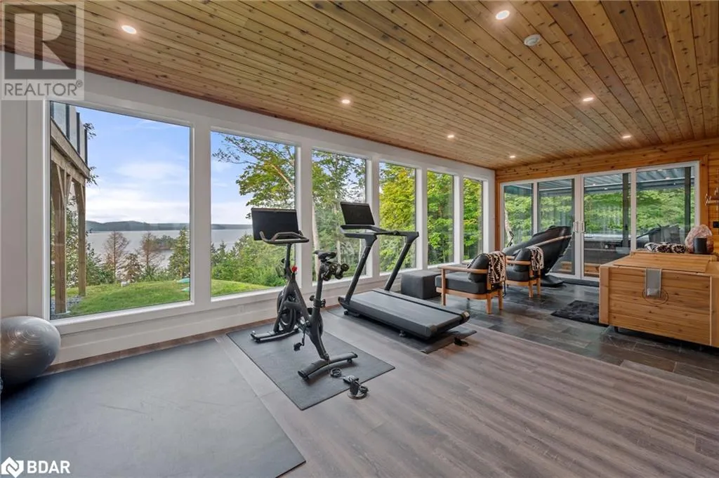 124 CLAREN CRESCENT Crescent