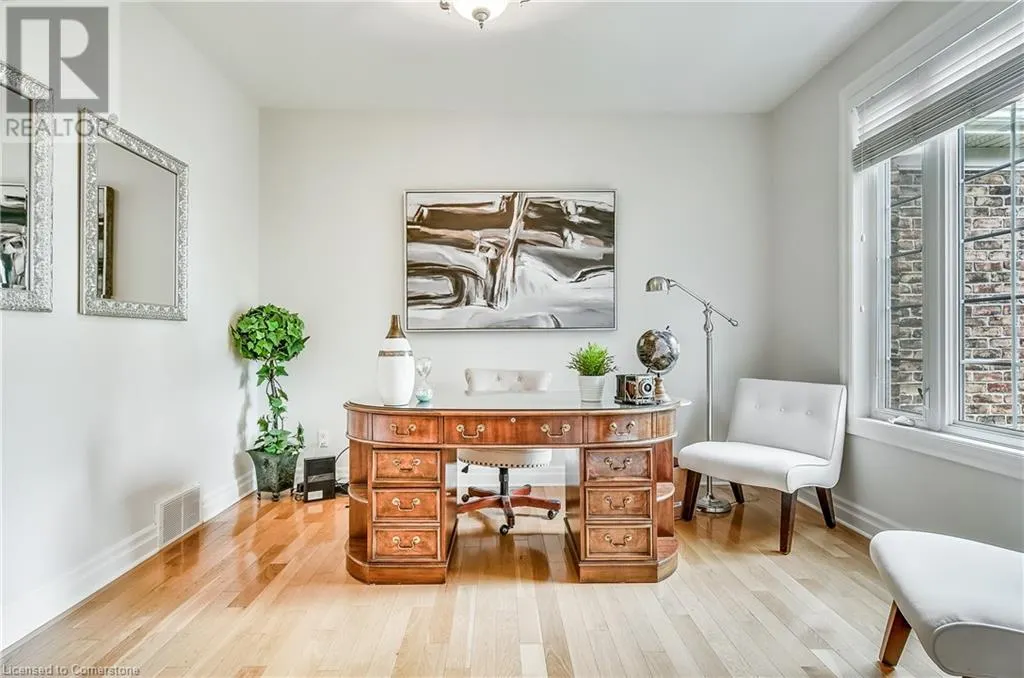 6431 ROCKCLIFFE Estate