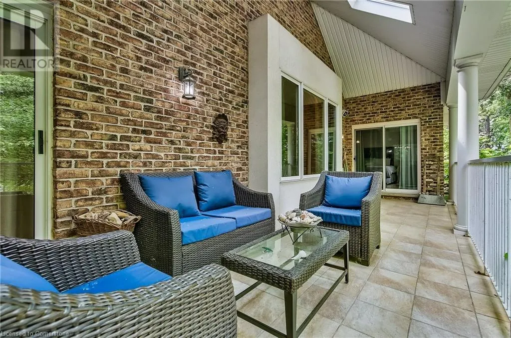 6431 ROCKCLIFFE Estate