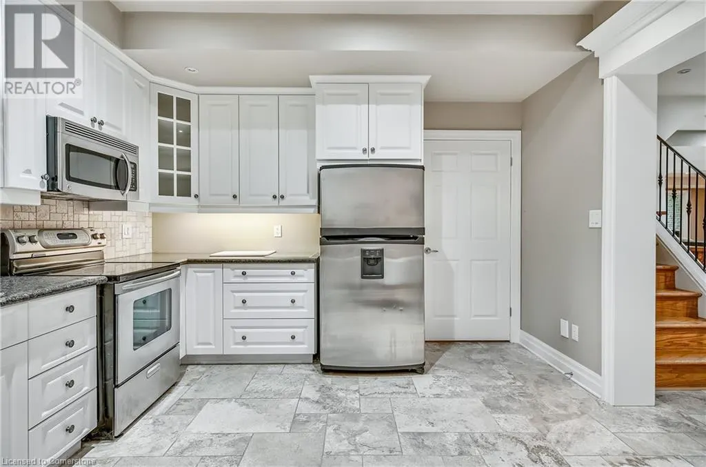 6431 ROCKCLIFFE Estate