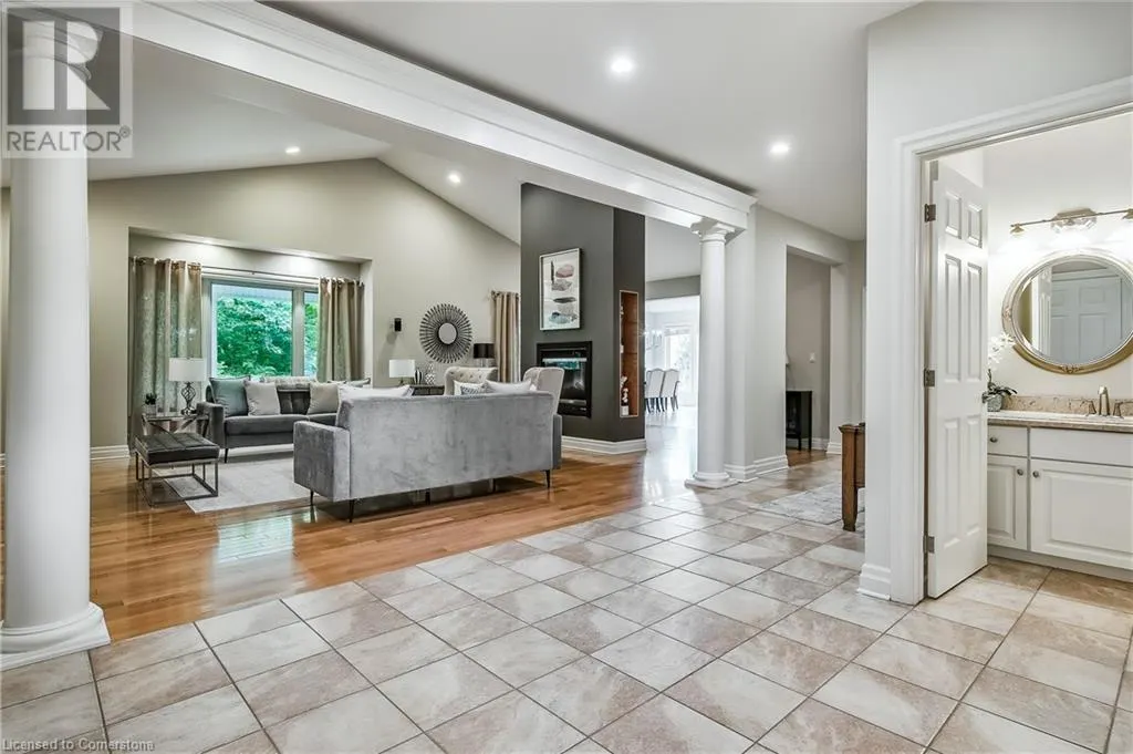 6431 ROCKCLIFFE Estate