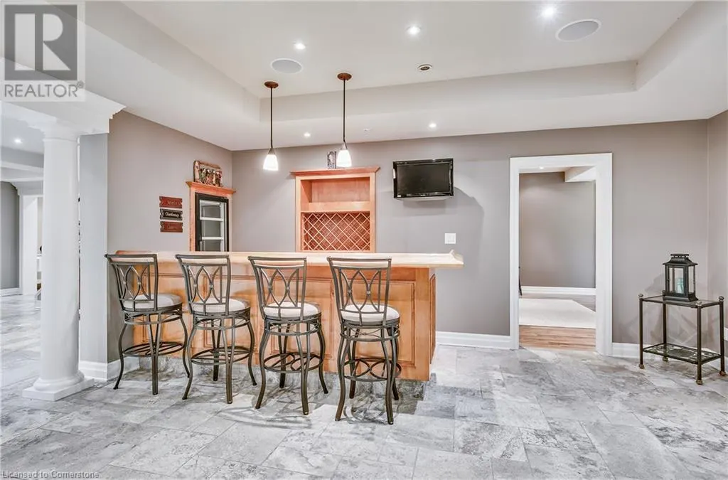 6431 ROCKCLIFFE Estate