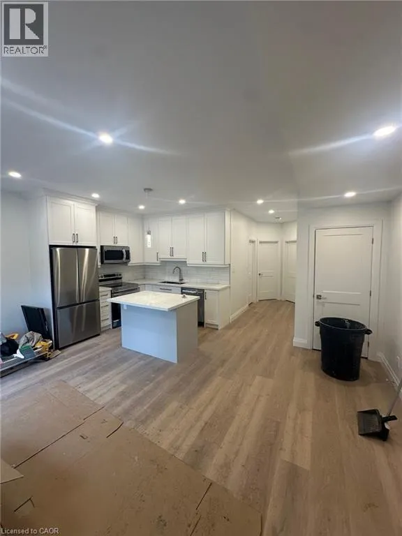 161 NELSON Street Unit# 2, #2