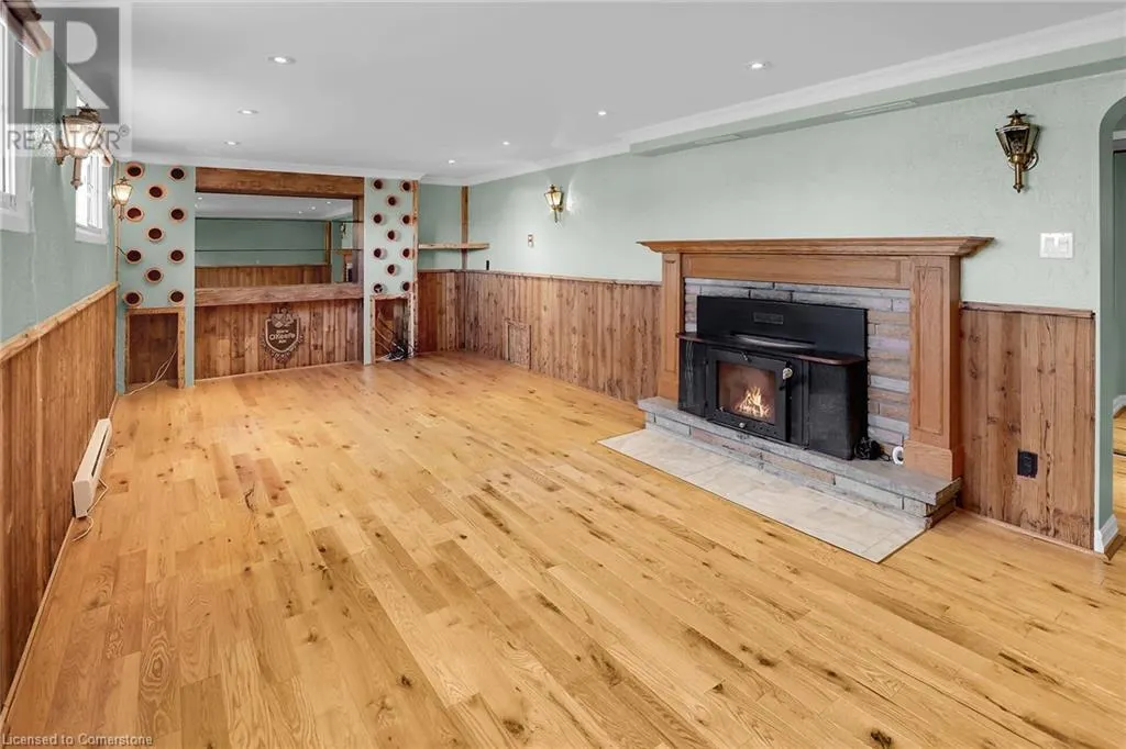 280A MAIN Street W