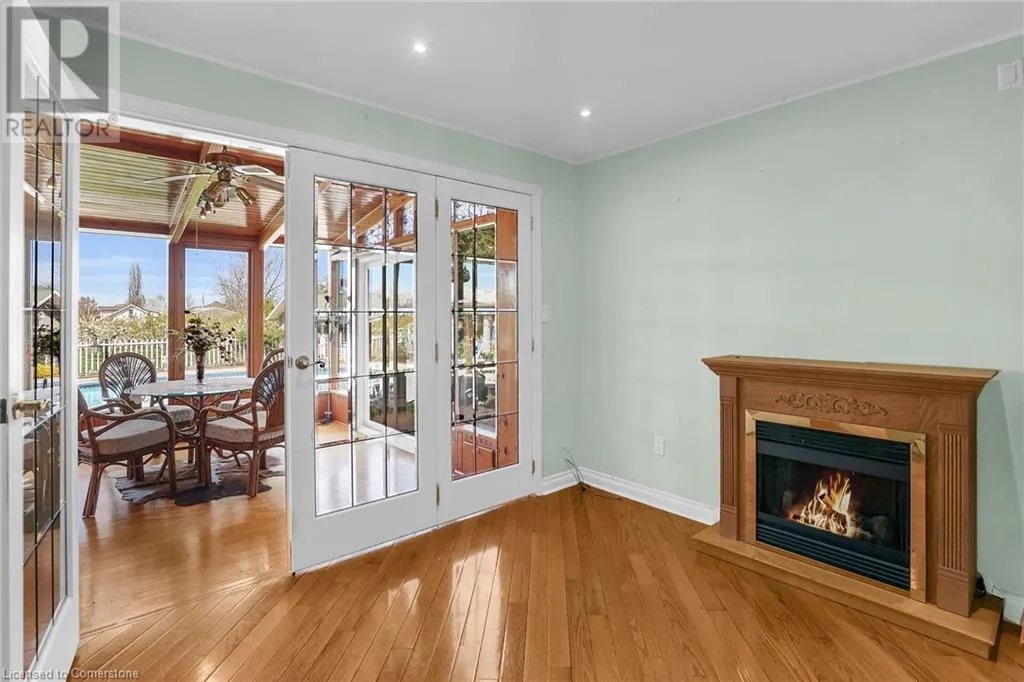 280A MAIN Street W