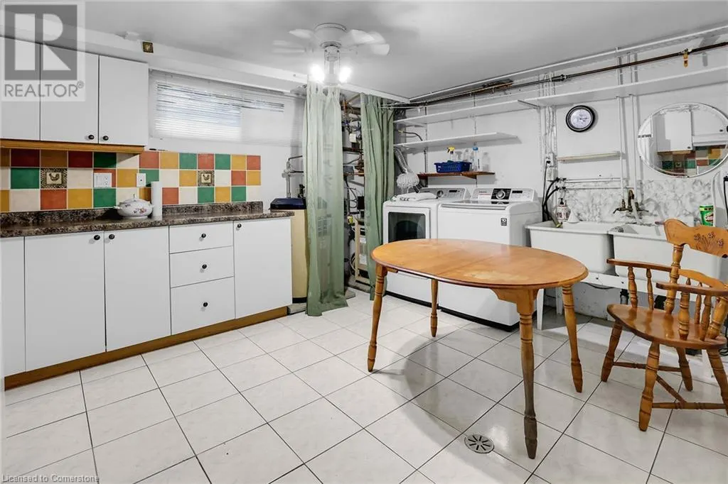 280A MAIN Street W