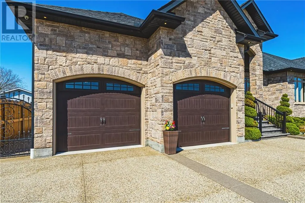 221 GLOVER Road