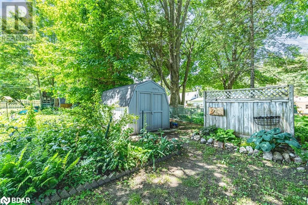 828 DOMINION Avenue