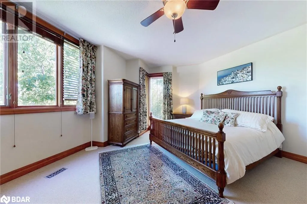 228 BLUE SKI GEORGE Crescent Unit# 2, #2