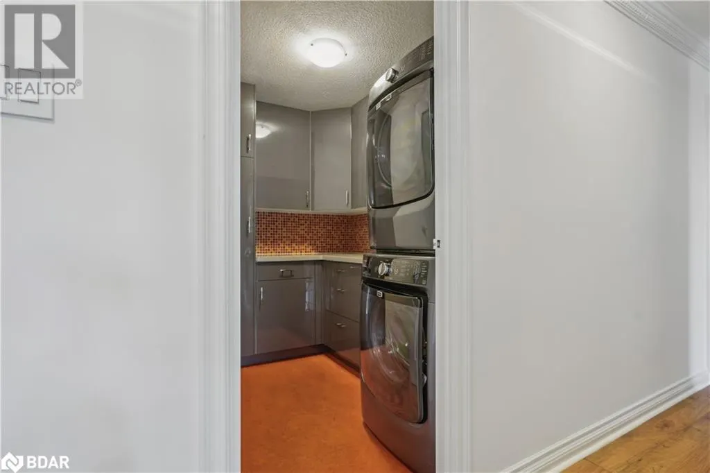 256 JARVIS Street Unit# 3B, #3B