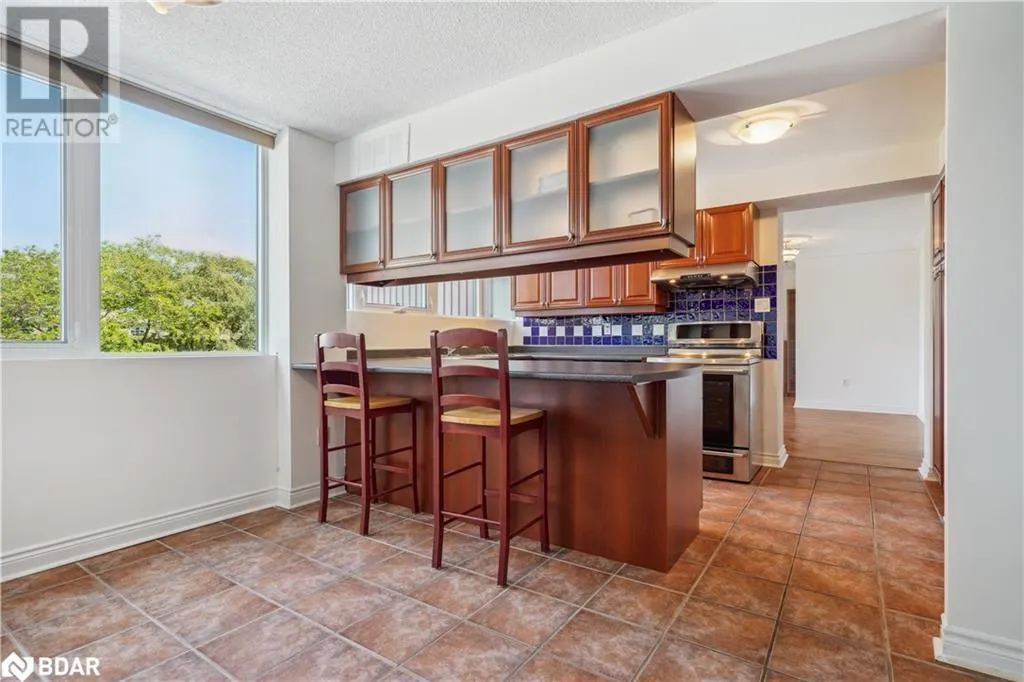 256 JARVIS Street Unit# 3B, #3B