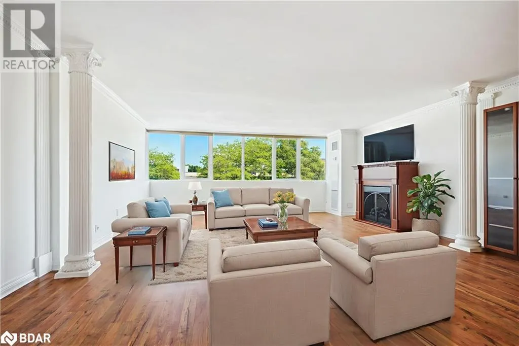 256 JARVIS Street Unit# 3B, #3B