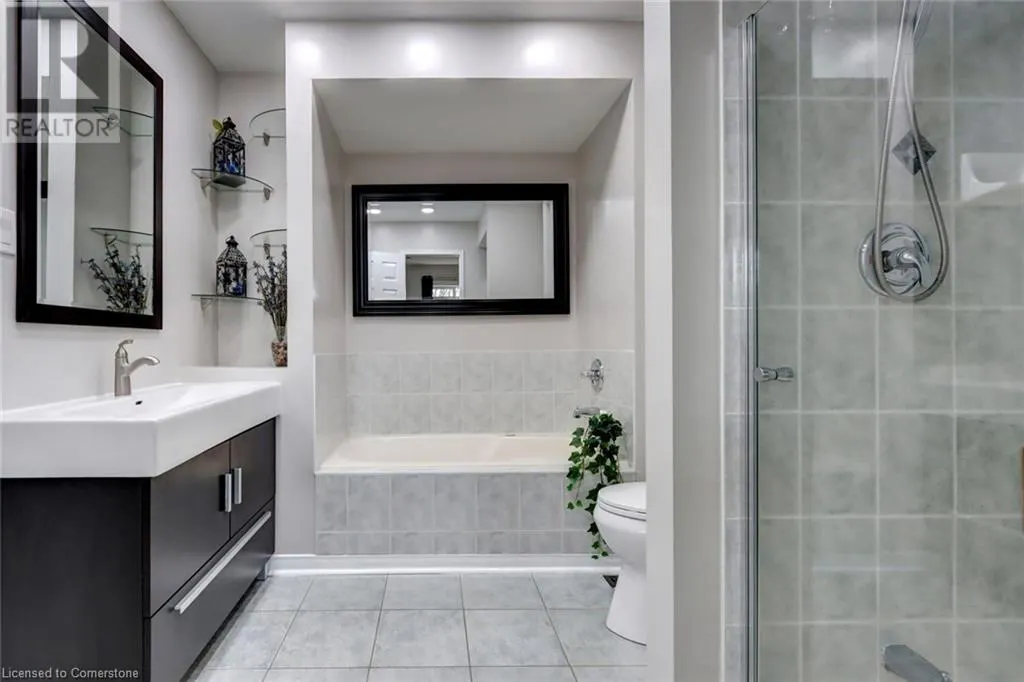 7101 BRANIGAN Gate Unit# 32, #32