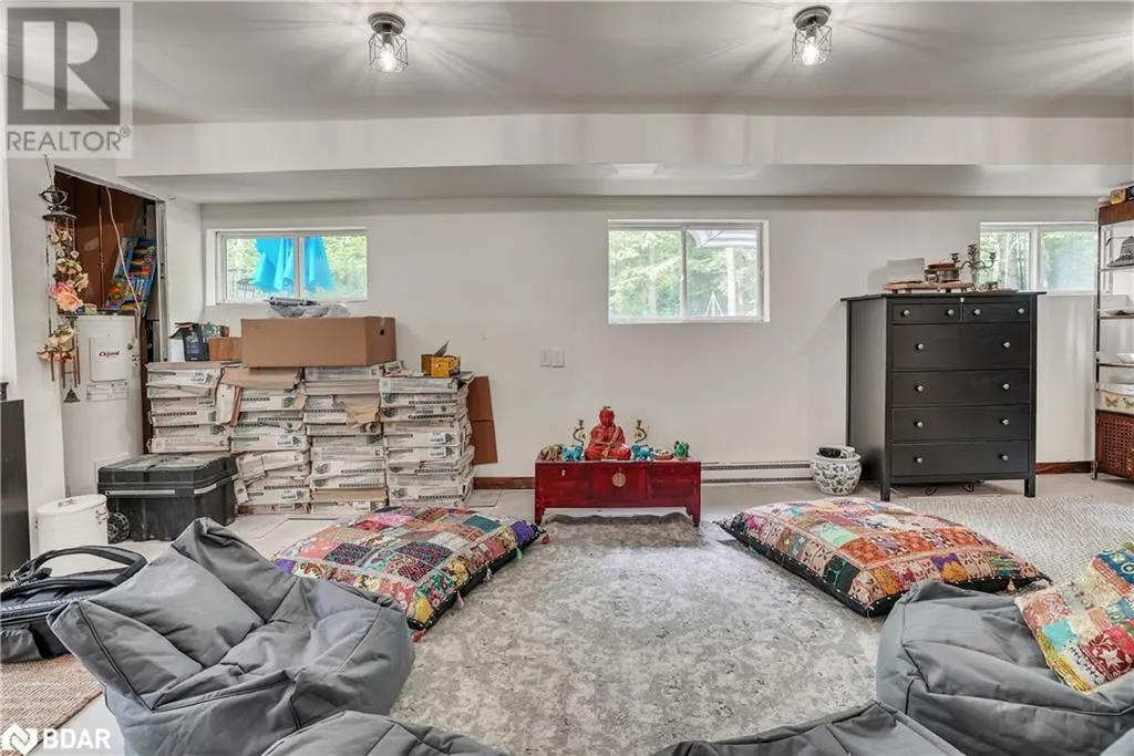 43 MANITOU Crescent