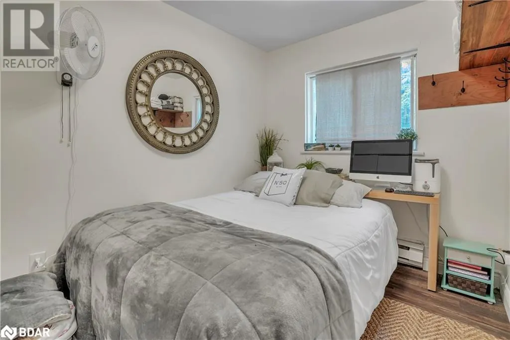 43 MANITOU Crescent