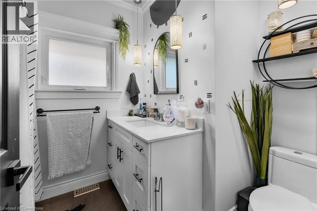 36 ST. DAVID Street W