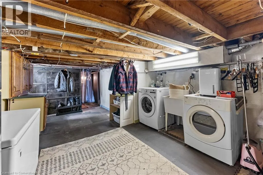 36 ST. DAVID Street W