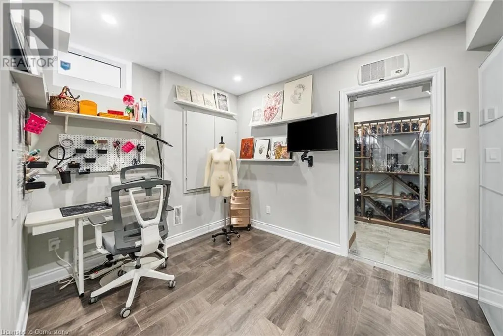 114 WATERVIEW Common
