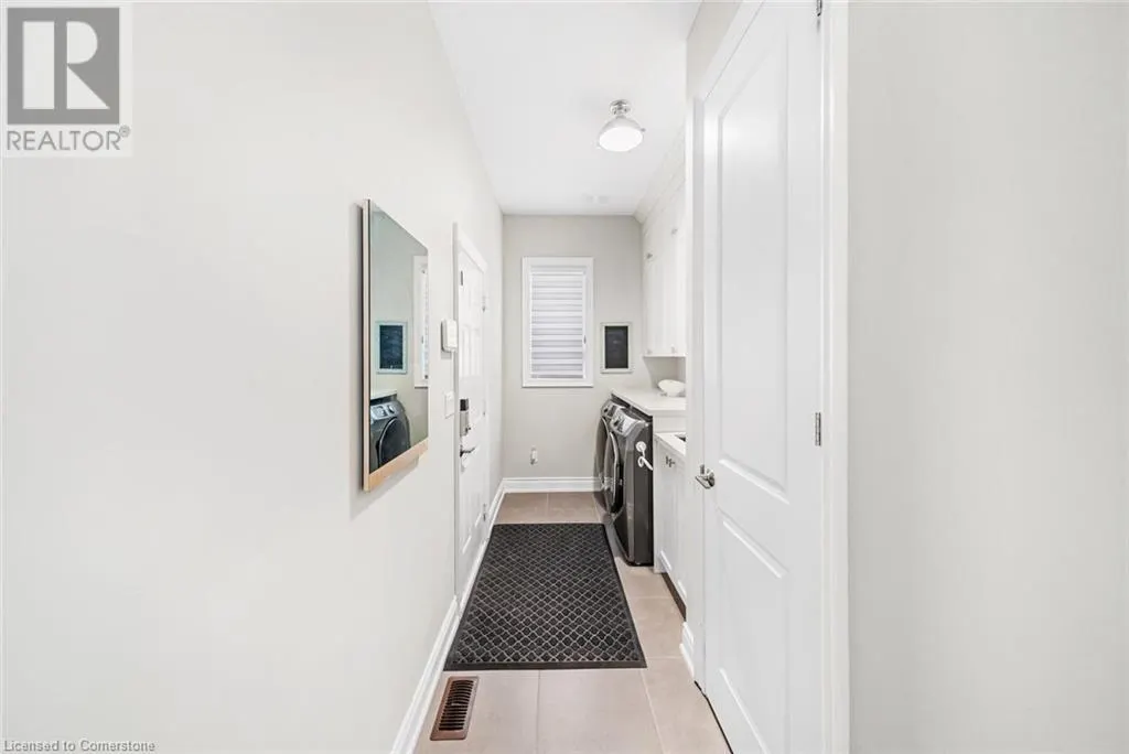 114 WATERVIEW Common