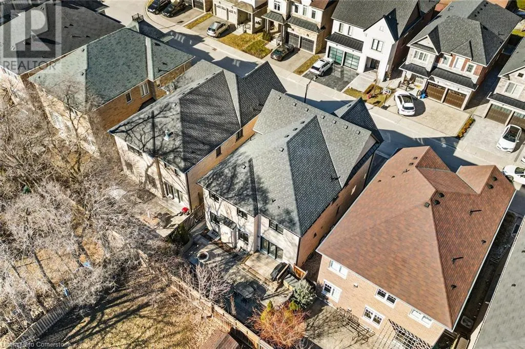 114 WATERVIEW Common