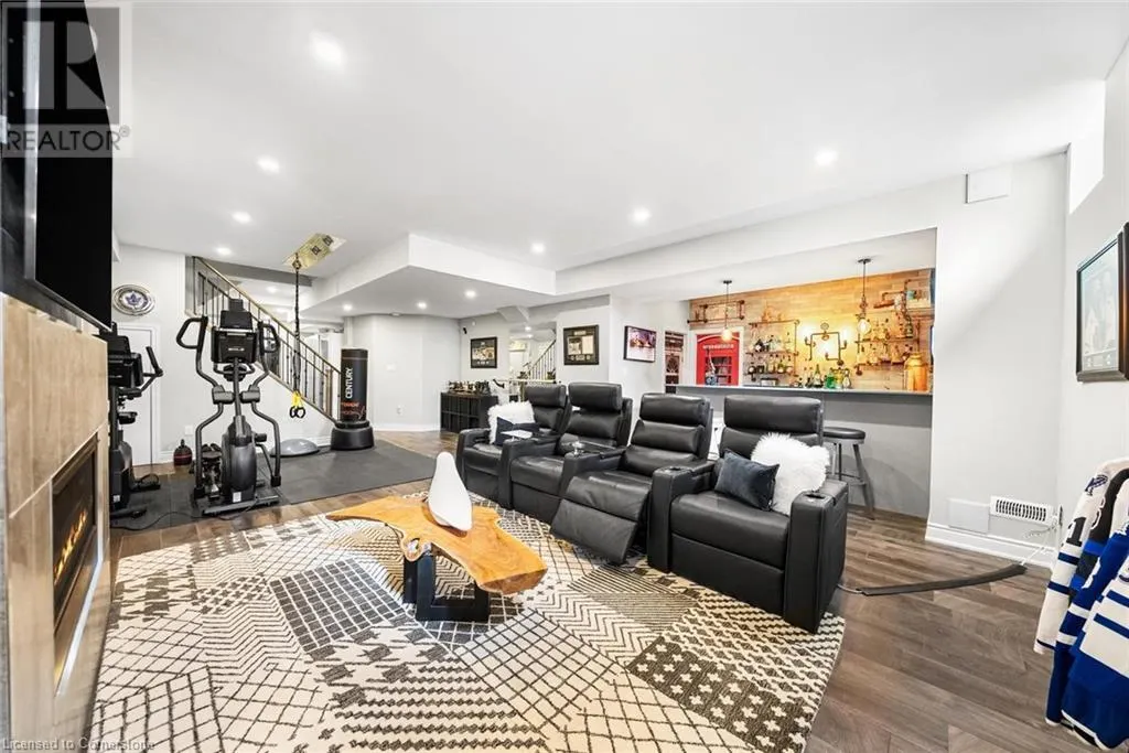 114 WATERVIEW Common