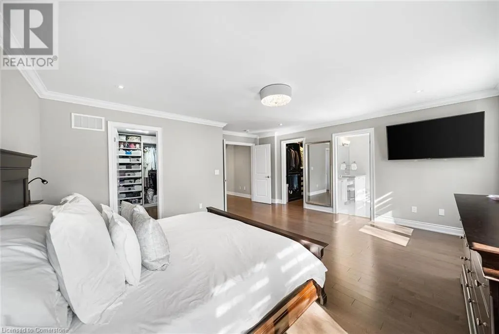 114 WATERVIEW Common