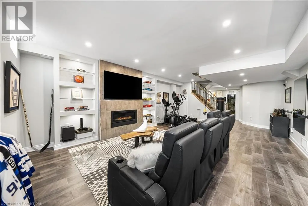 114 WATERVIEW Common