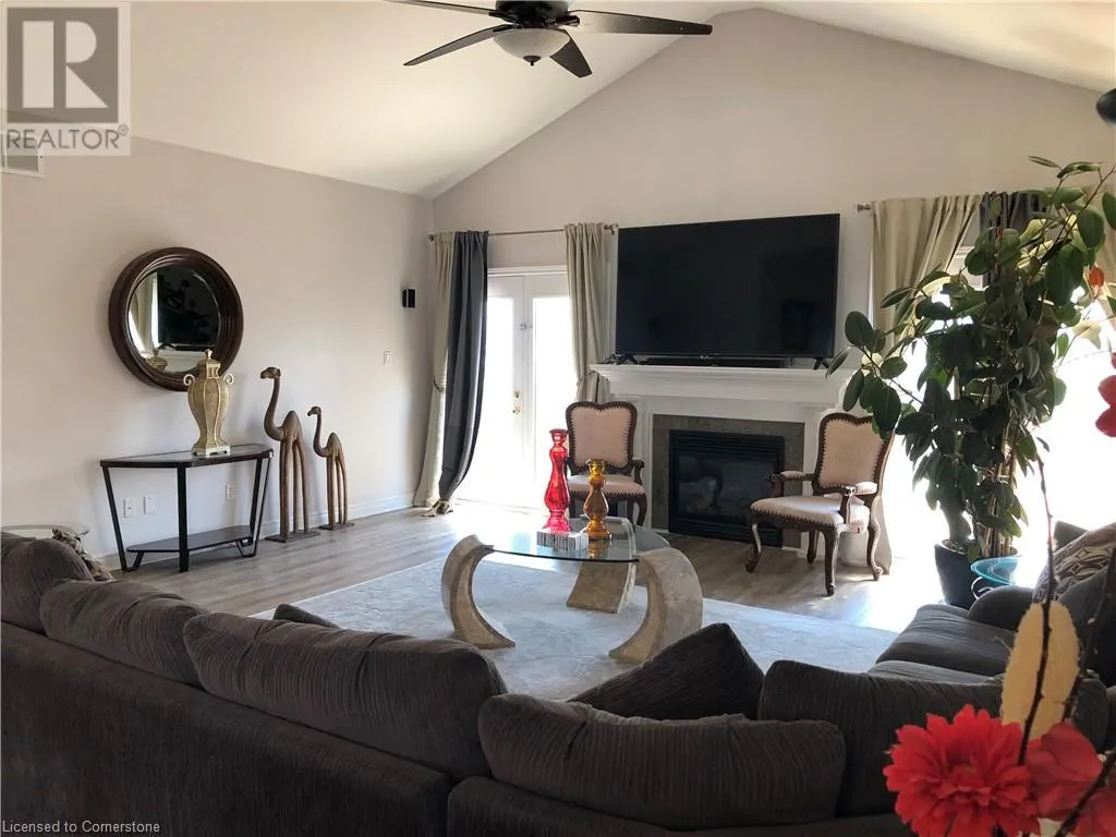 91 CANDLEWOOD Drive