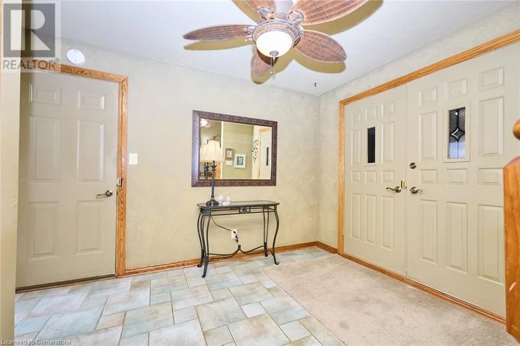17 OAKES Road N