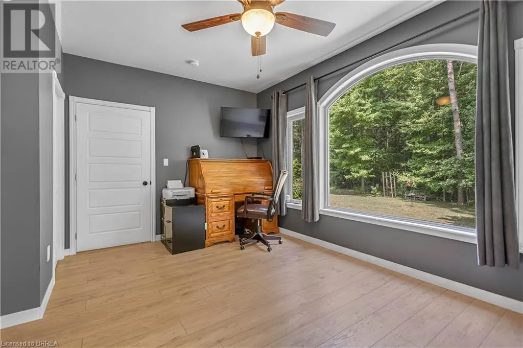 156 ST JOHNS Road W