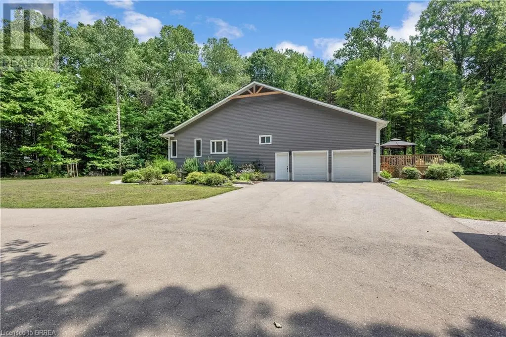 156 ST JOHNS Road W