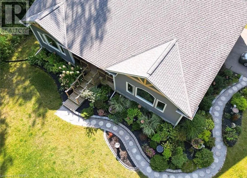 156 ST JOHNS Road W