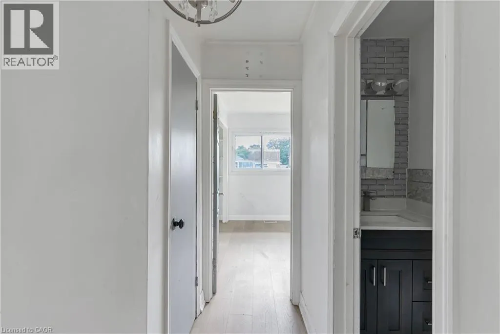 93 CORMAN Avenue