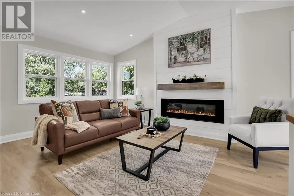 52 VALENCOURT Drive