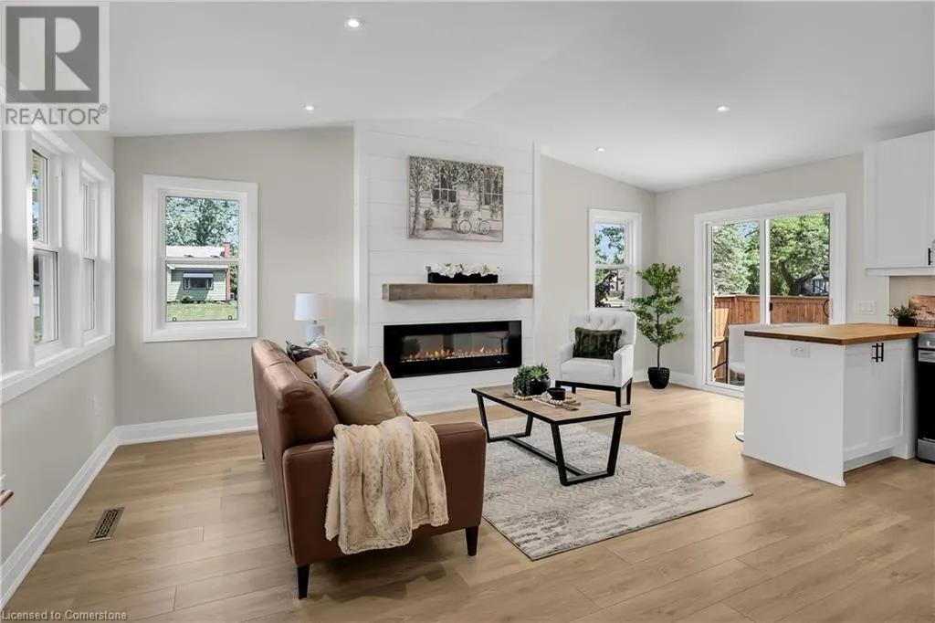 52 VALENCOURT Drive