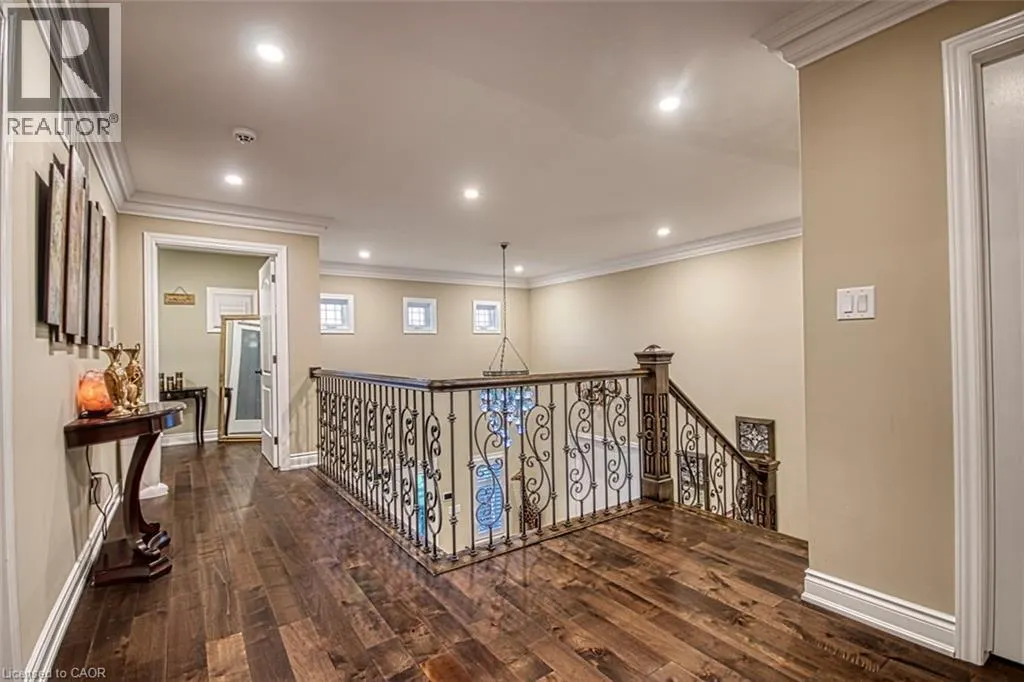 5499 ATTEMA Crescent
