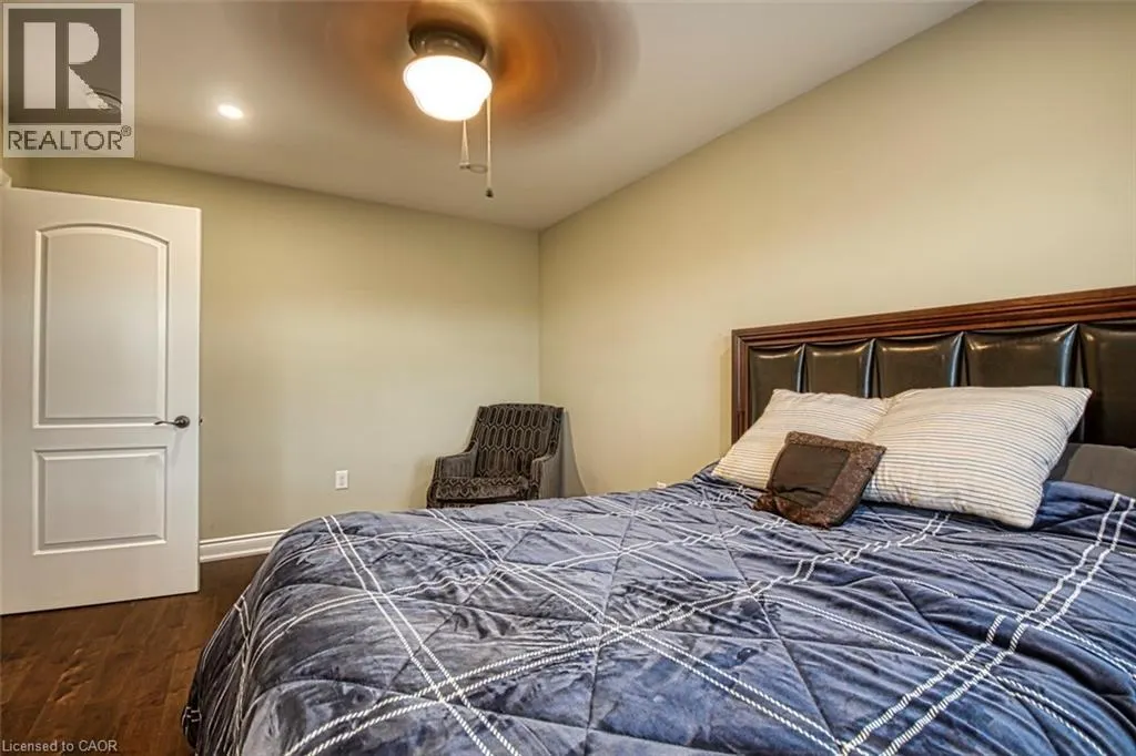 5499 ATTEMA Crescent