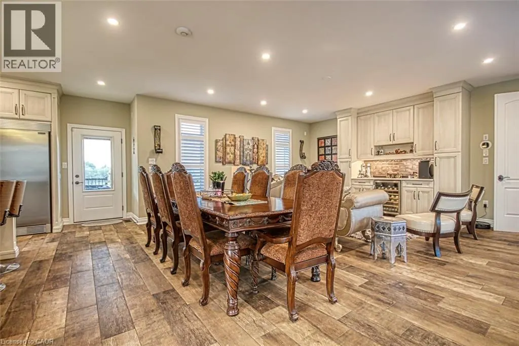 5499 ATTEMA Crescent