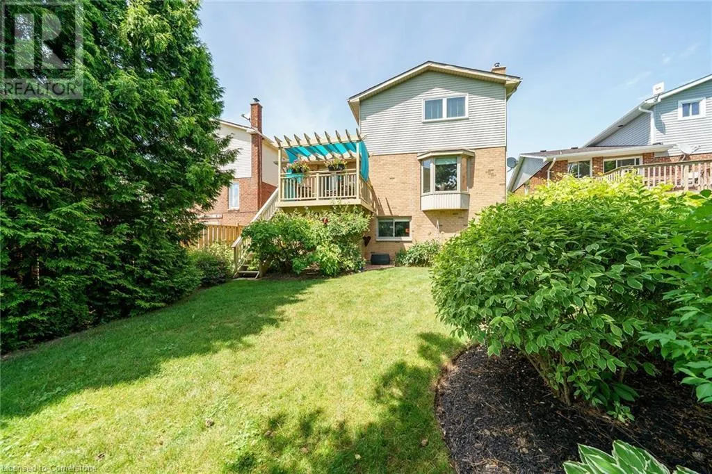 12 VANCE Crescent