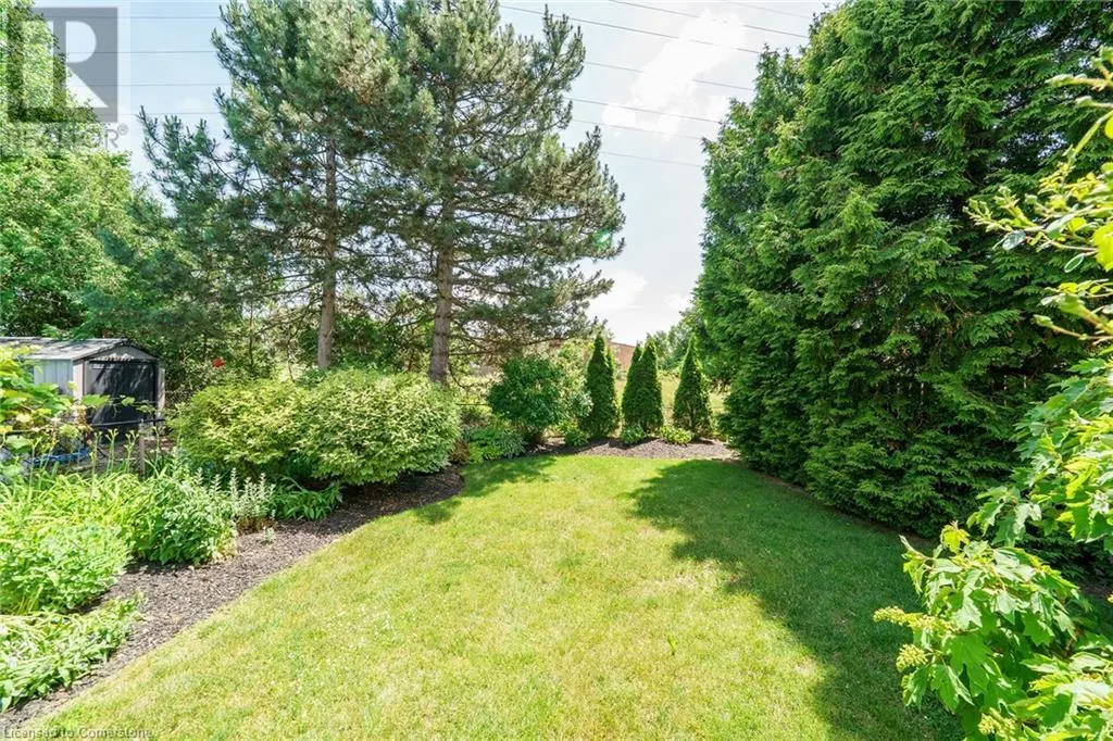 12 VANCE Crescent