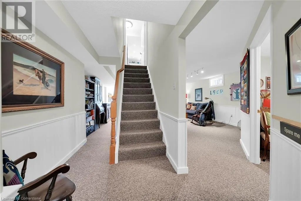 12 VANCE Crescent