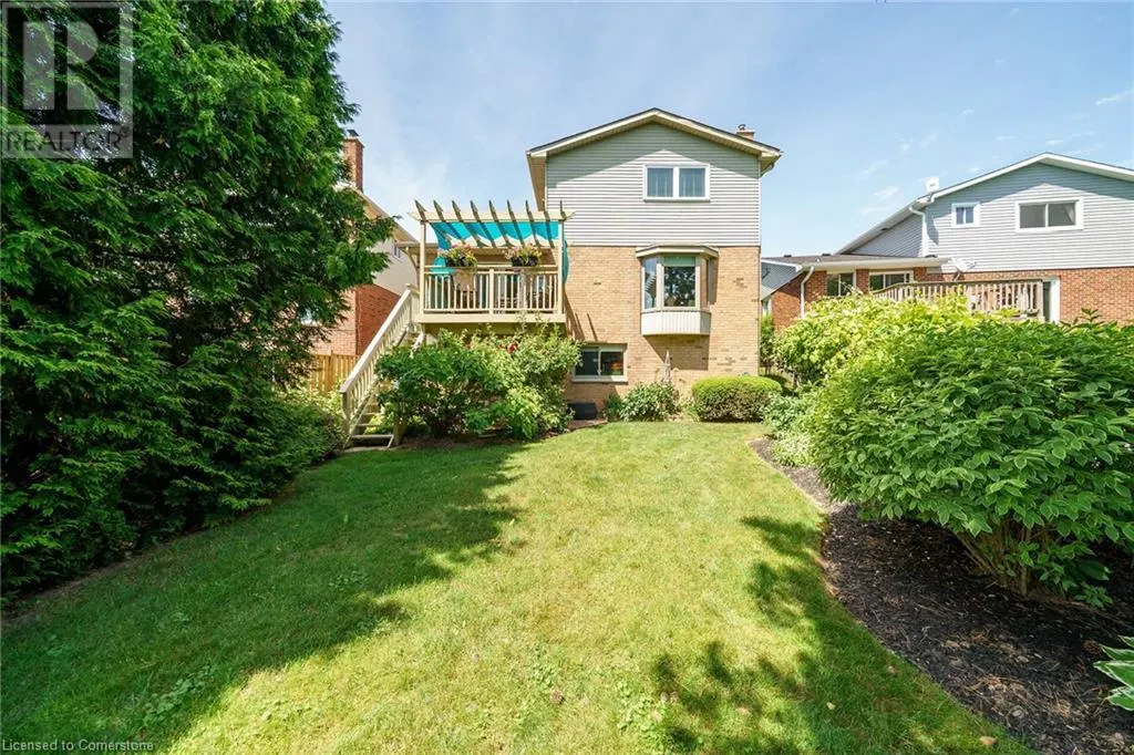 12 VANCE Crescent