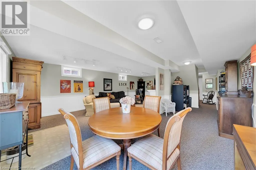 12 VANCE Crescent