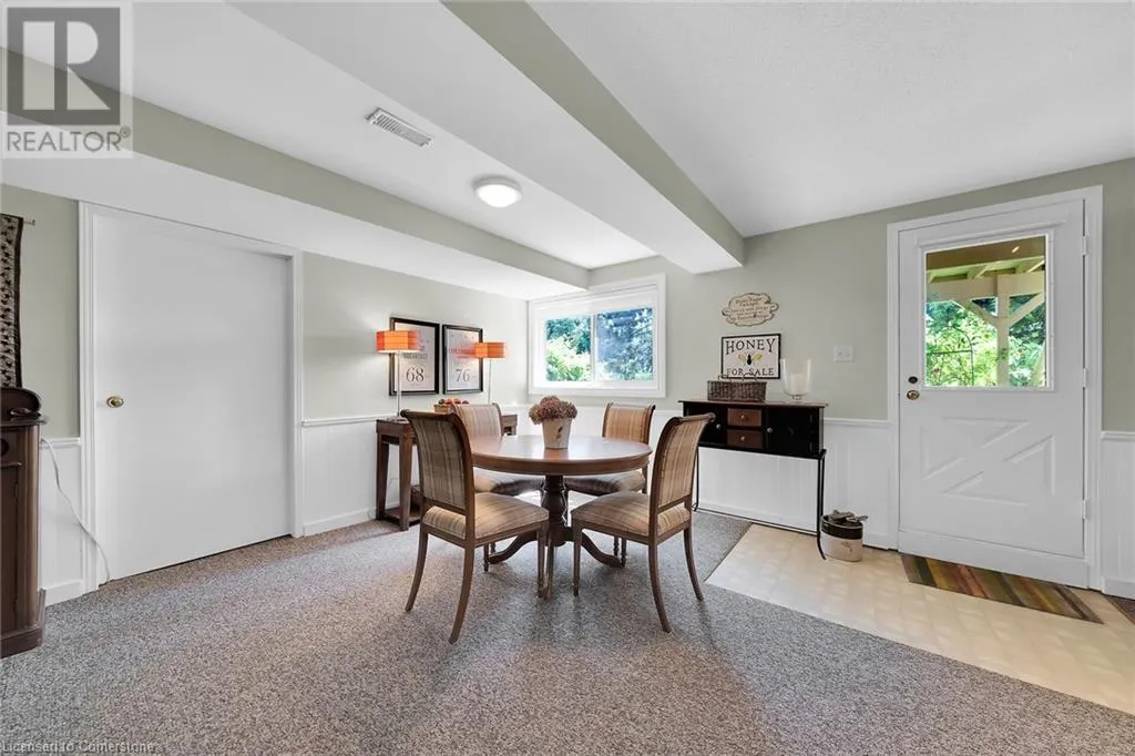 12 VANCE Crescent