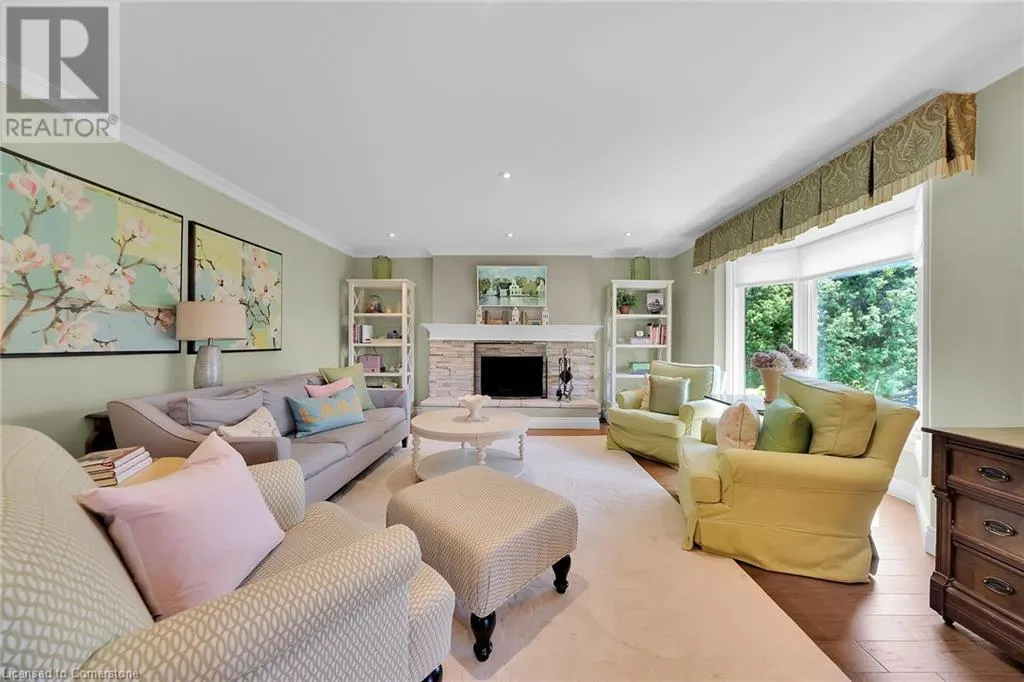 12 VANCE Crescent